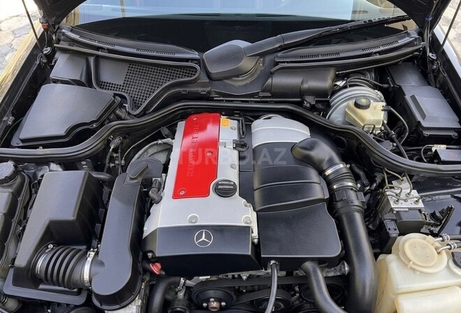 Mercedes E 200-12