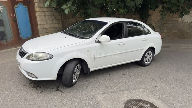 Daewoo Gentra-3