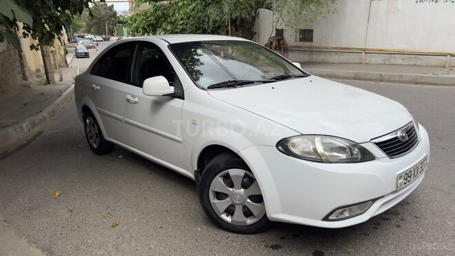 Daewoo Gentra-4