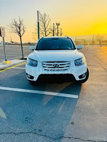 Hyundai Santa Fe-1