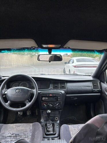 Opel Vectra-7