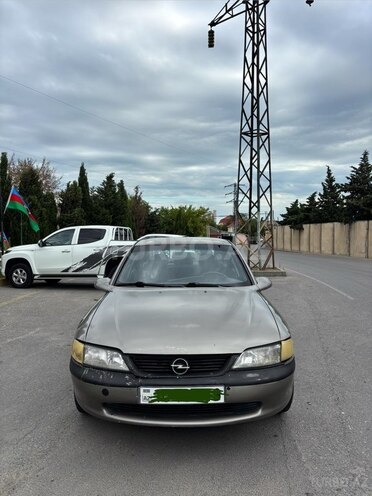 Opel Vectra-3