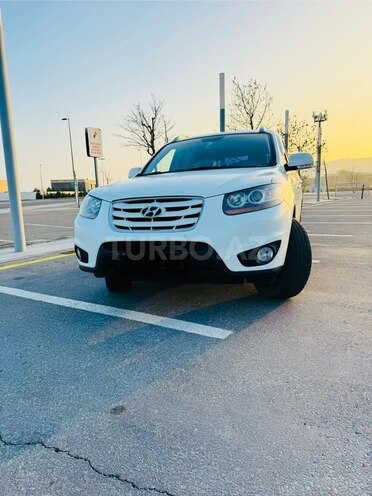 Hyundai Santa Fe-4