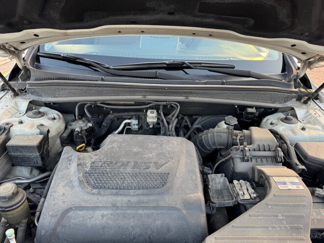 Hyundai Santa Fe-17
