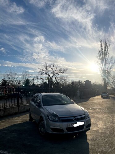 Opel Astra-2