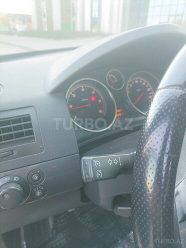 Opel Astra-11