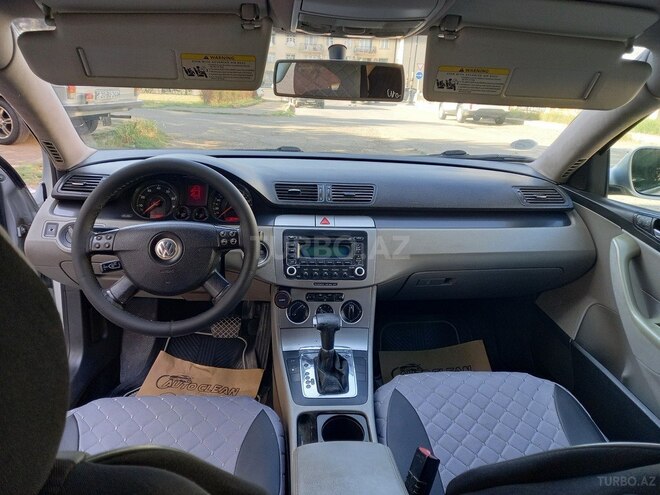 Volkswagen Passat-2