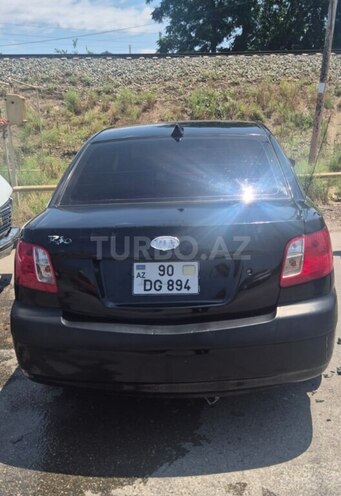 Kia Rio-3