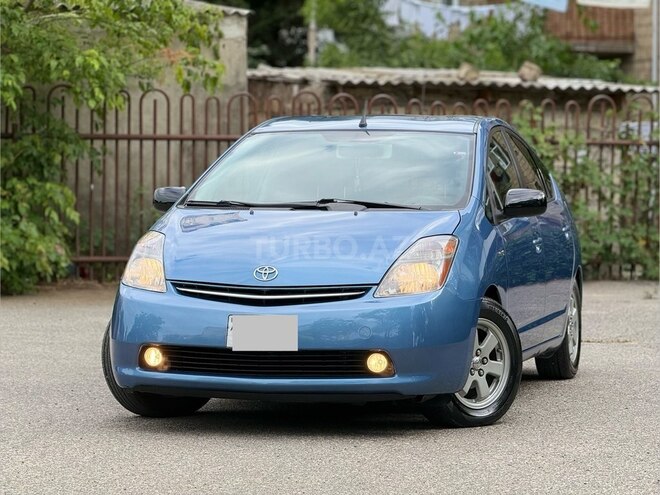Toyota Prius-1
