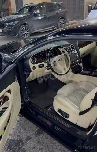 Bentley Continental GT-4