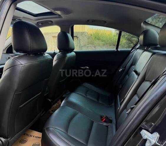 Chevrolet Cruze-10