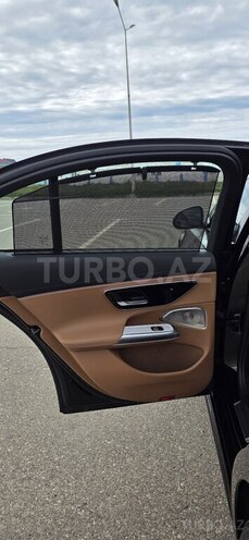 Mercedes E 300-6
