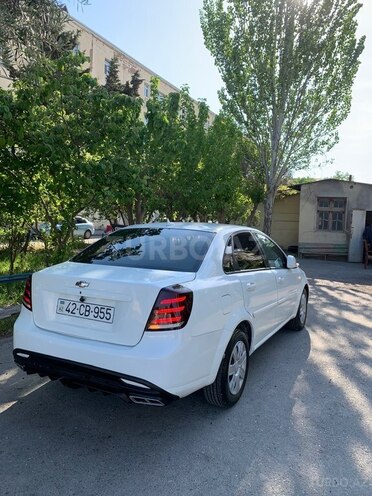 Chevrolet Lacetti-6