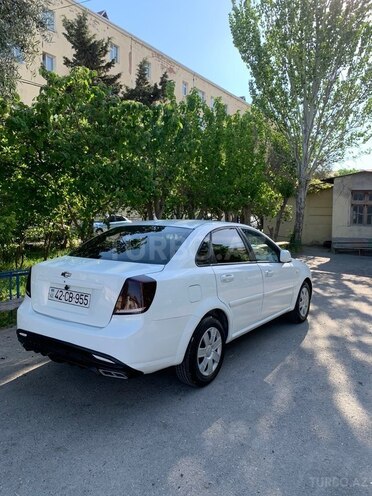 Chevrolet Lacetti-12