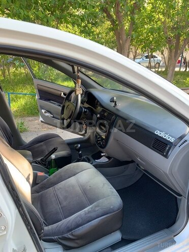 Chevrolet Lacetti-14