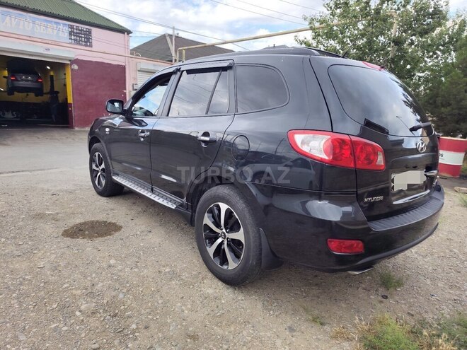 Hyundai Santa Fe-5