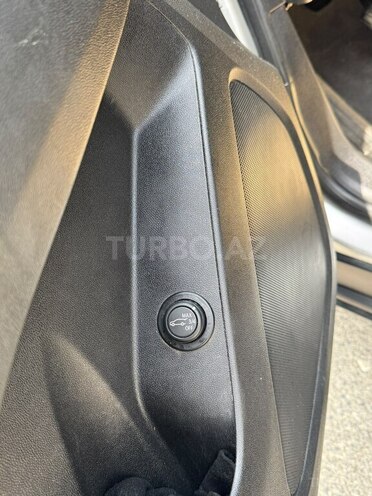 Chevrolet Equinox-9