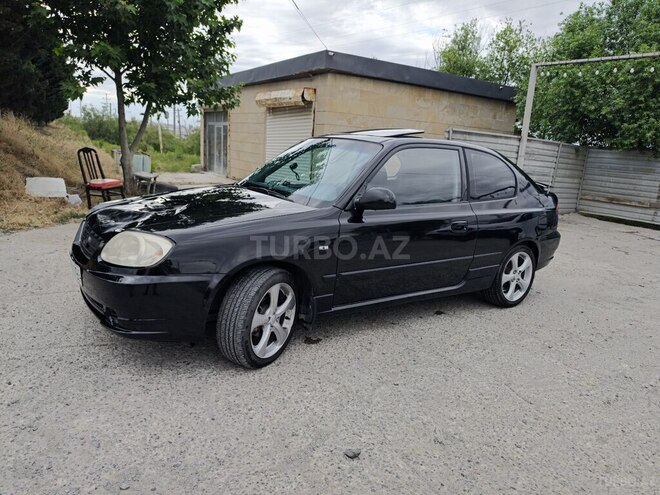 Hyundai Accent-3