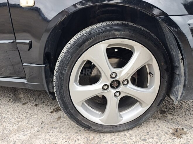 Hyundai Accent-5