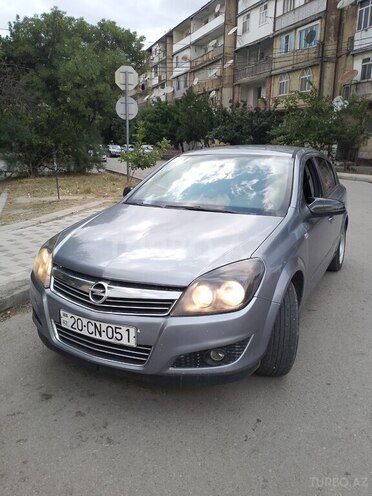 Opel Astra-2