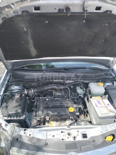 Opel Astra-7
