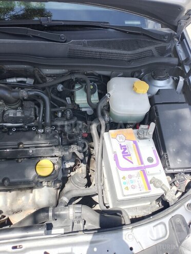 Opel Astra-8