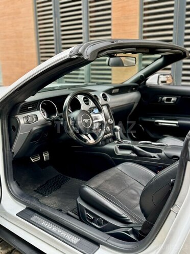 Ford Mustang-3