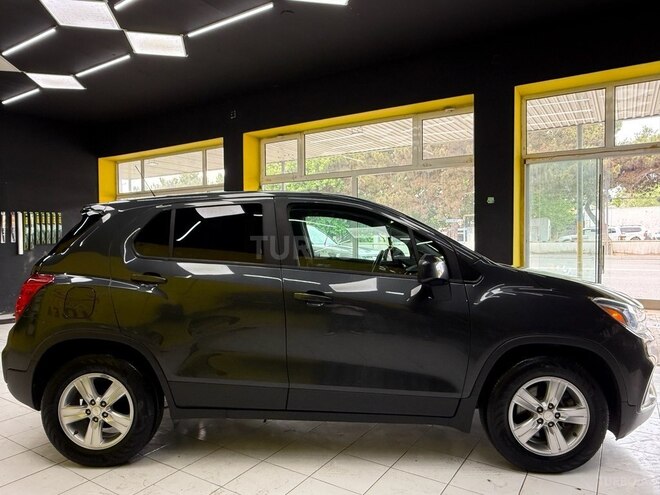 Chevrolet Trax-3