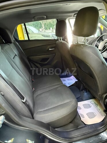 Chevrolet Trax-10