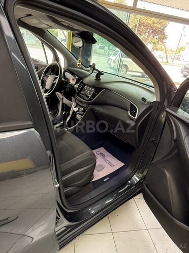 Chevrolet Trax-9