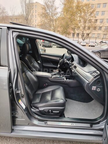 Lexus GS 350-5