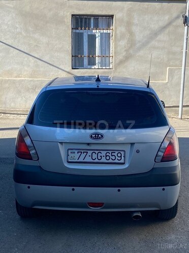 Kia Rio-3