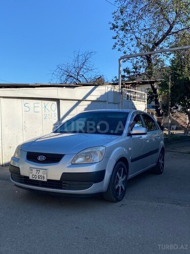 Kia Rio-2