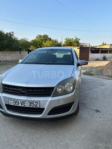 Opel Astra-2