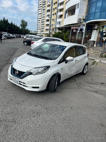 Nissan Note-1