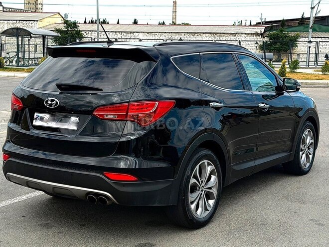 Hyundai Santa Fe-5