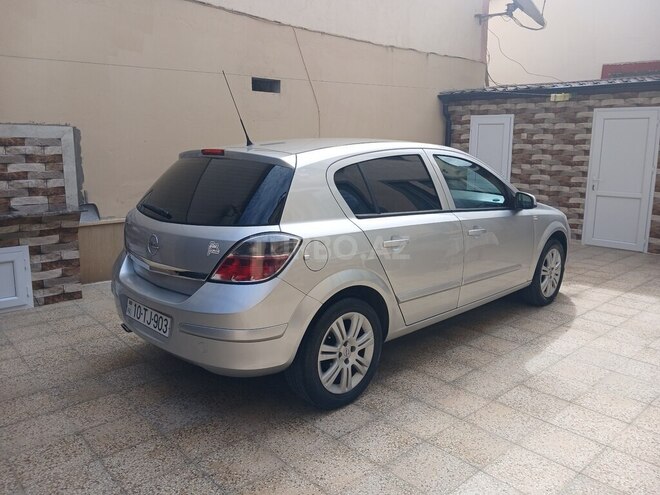Opel Astra-8