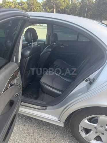 Mercedes E 270-18
