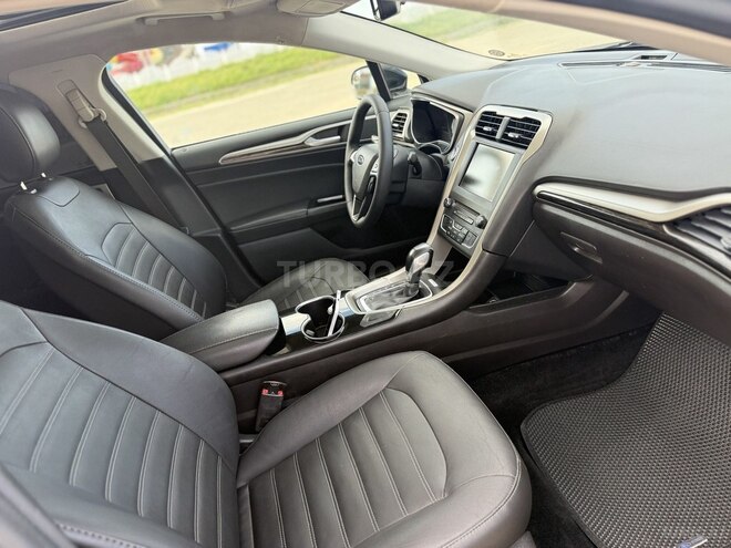Ford Fusion (North America)-17