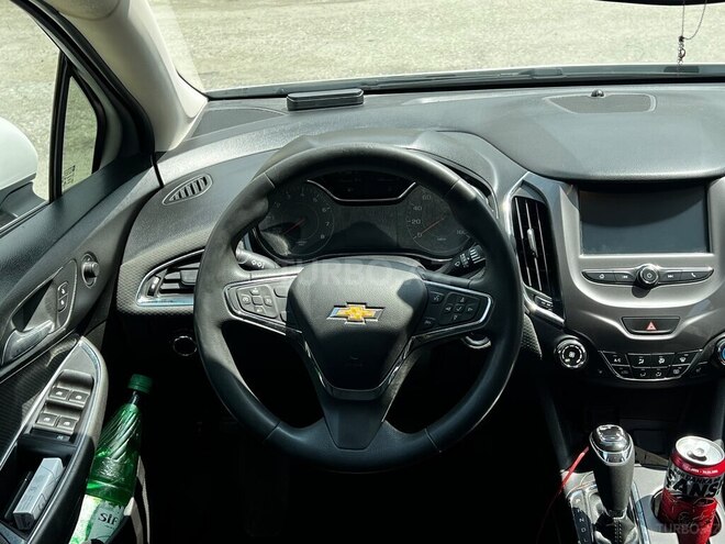Chevrolet Cruze-8