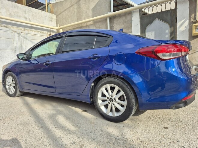 Kia Forte-11