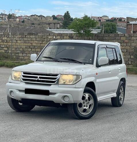 Mitsubishi Pajero io-10