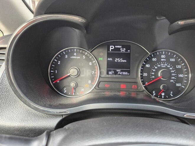 Kia Forte-16