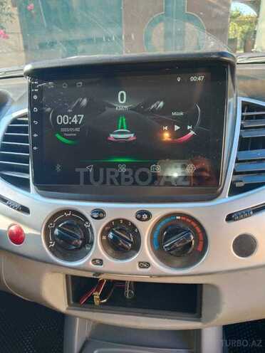 Mitsubishi L200-6