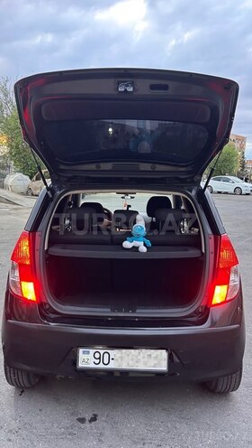 Hyundai i10-16