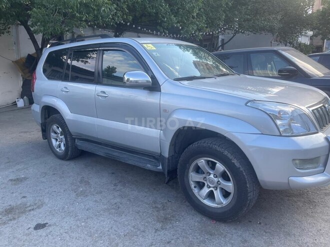 Toyota Land Cruiser-6