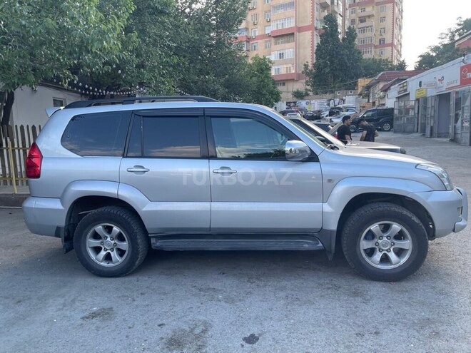 Toyota Land Cruiser-8
