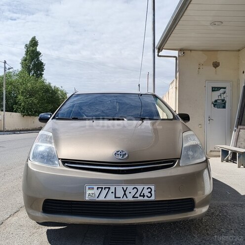 Toyota Prius-1
