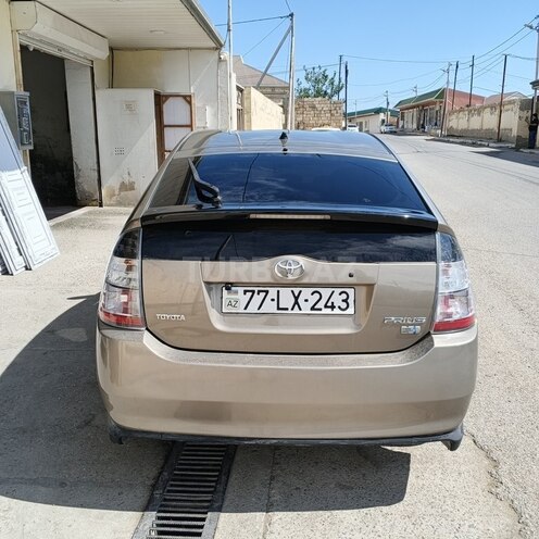 Toyota Prius-6