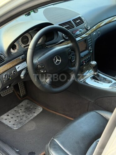 Mercedes E 350-12